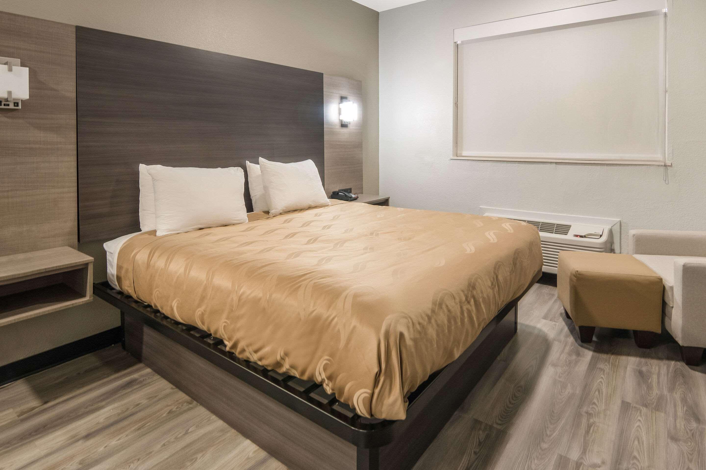 Quality Inn & Suites Fort Worth Exteriér fotografie