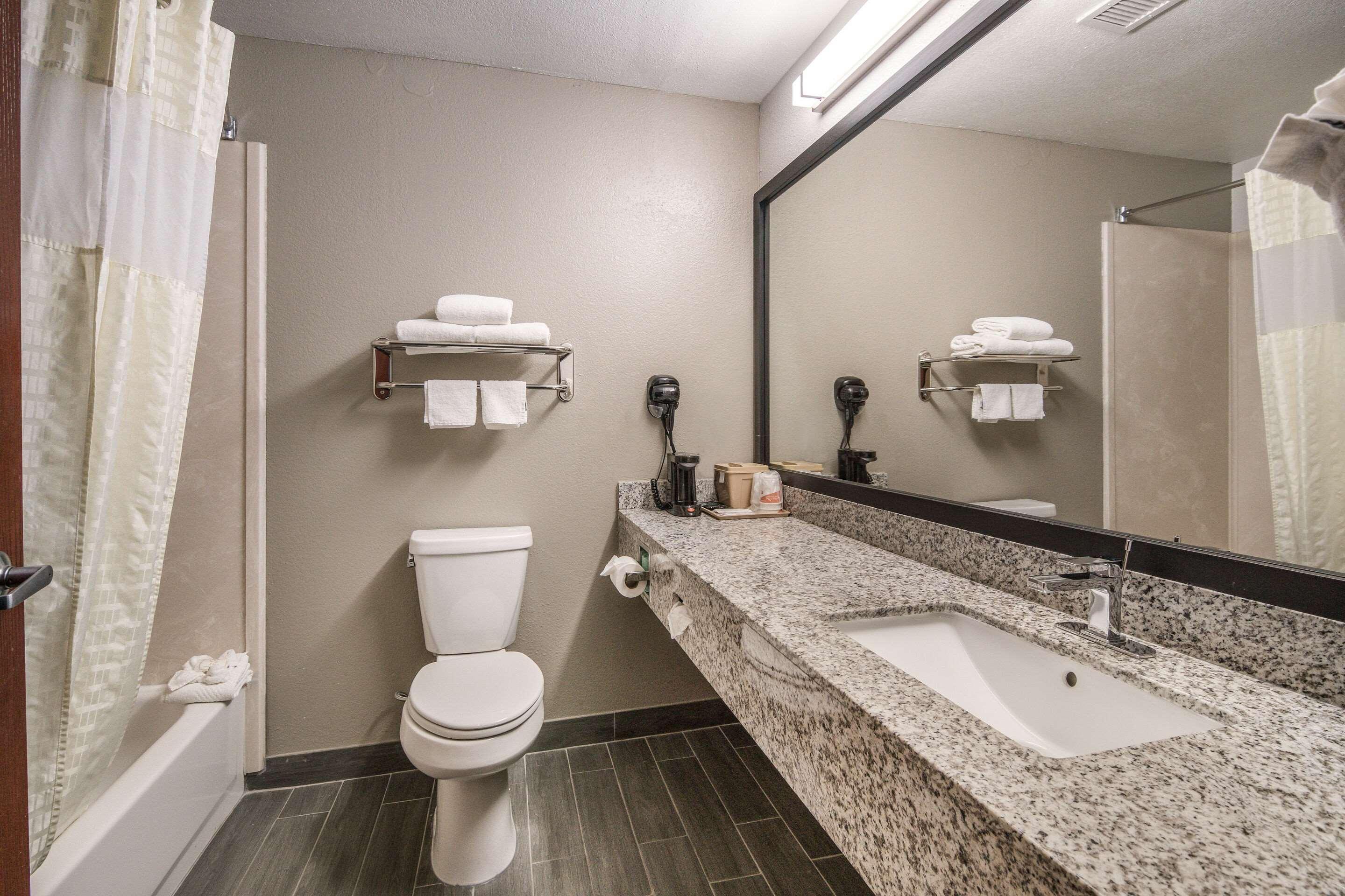 Quality Inn & Suites Fort Worth Exteriér fotografie