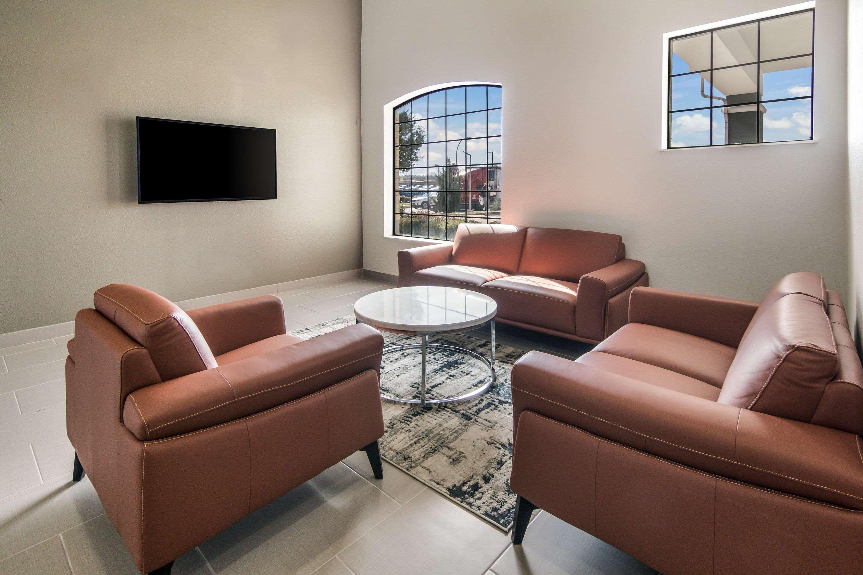 Quality Inn & Suites Fort Worth Exteriér fotografie
