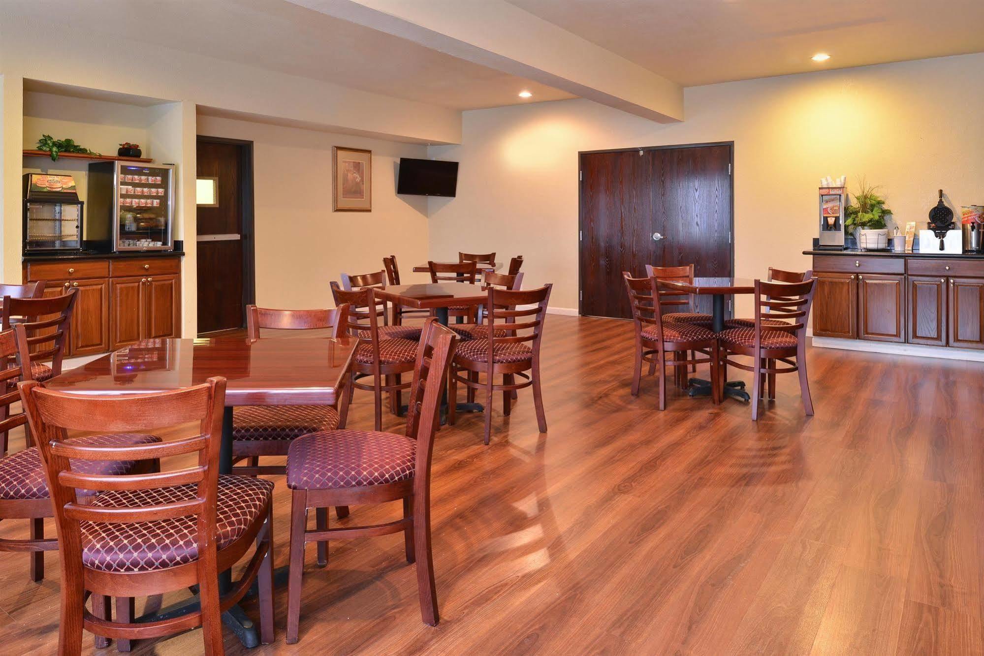 Quality Inn & Suites Fort Worth Exteriér fotografie